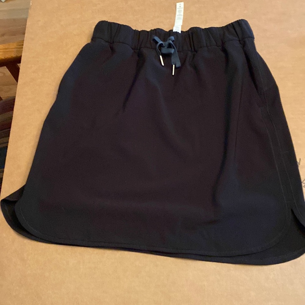 Lululemon ladies skirt